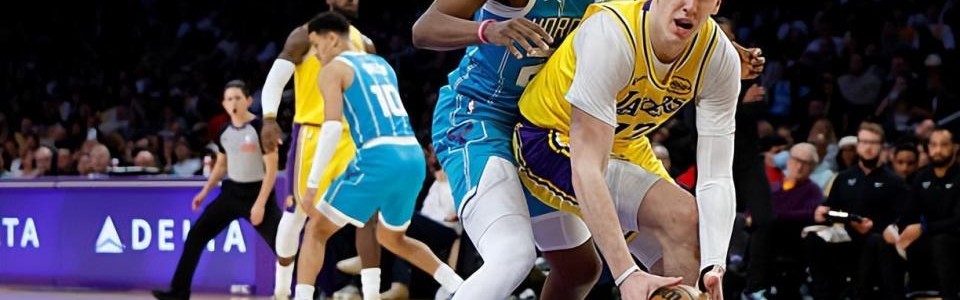 PG模拟器-锋线新星已经打出极高水准表现了，但这对于湖人来说毫无意义？