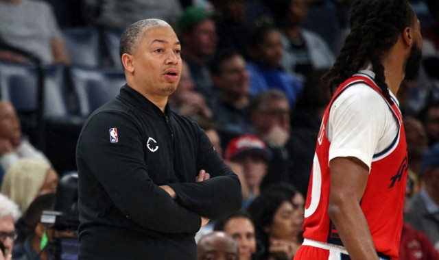 就在今天，80年NBA史无前例的神迹，被快船做到了，泰伦卢没吹牛|伊维察-祖巴茨|伊维察·祖巴茨|洛杉矶快船队|詹姆斯·哈登|保罗-乔治_新浪体育_新浪新闻